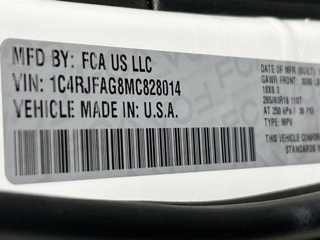 Photo of 2021 Bright White Clearcoat Jeep Grand Cherokee