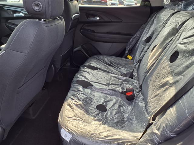 Photo of 2026 Summit White Chevrolet Trailblazer