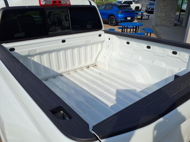 Photo of 2025 Summit White Chevrolet Colorado