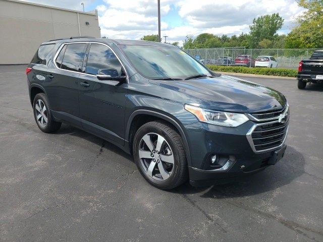 Photo of 2020 Graphite Metallic Chevrolet Traverse