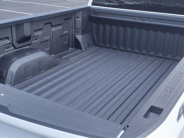Photo of 2025 Summit White Chevrolet Silverado 1500