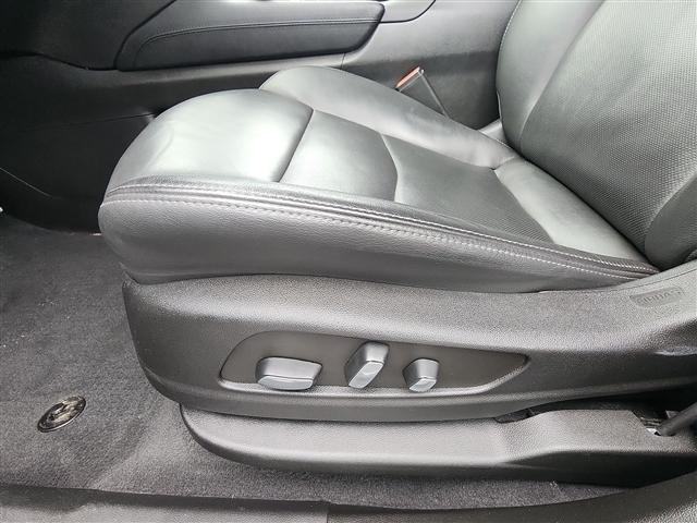 Photo of 2023 Wilder Metallic Cadillac XT6