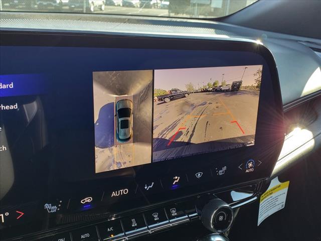 Photo of 2025 Summit White Chevrolet Blazer EV