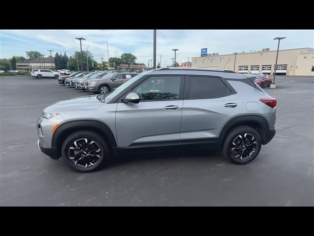 Photo of 2023 Sterling Gray Metallic Chevrolet Trailblazer