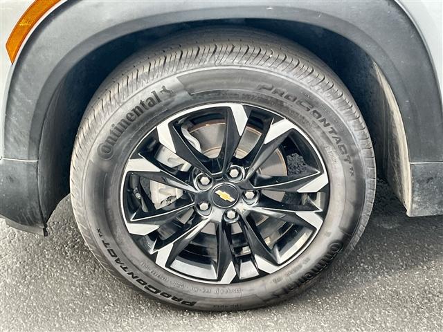 Photo of 2023 Sterling Gray Metallic Chevrolet Trailblazer