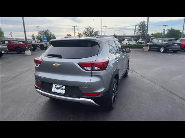 Photo of 2023 Sterling Gray Metallic Chevrolet Trailblazer