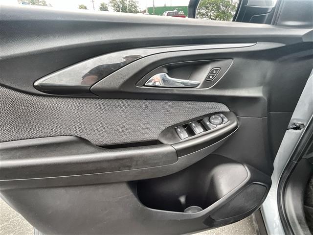 Photo of 2023 Sterling Gray Metallic Chevrolet Trailblazer