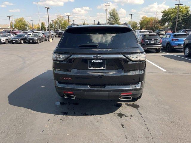 Photo of 2021 Mosaic Black Metallic Chevrolet Traverse