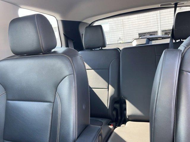 Photo of 2021 Mosaic Black Metallic Chevrolet Traverse
