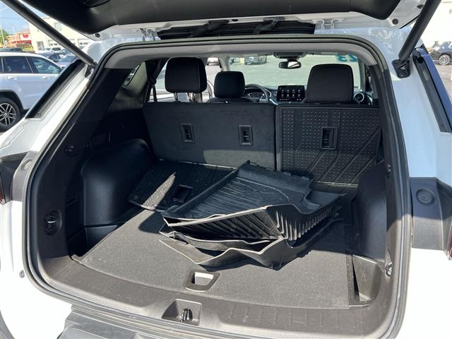 Photo of 2023 Summit White Chevrolet Blazer