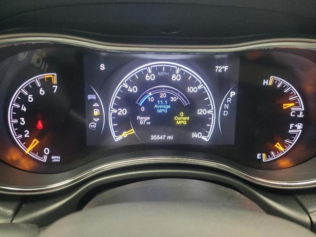 Photo of 2021 Velvet Red Pearlcoat Jeep Grand Cherokee