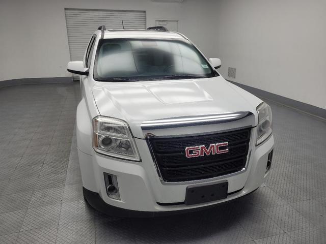 Photo of 2015 Summit White GMC Terrain