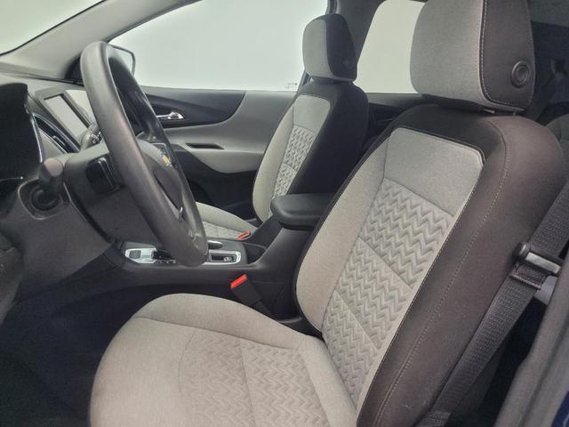 Photo of 2022 Blue Glow Metallic Chevrolet Equinox