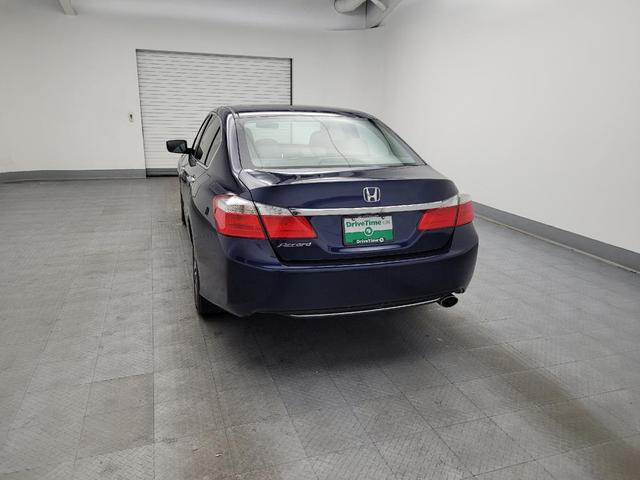 Photo of 2015 Obsidian Blue Pearl Honda Accord