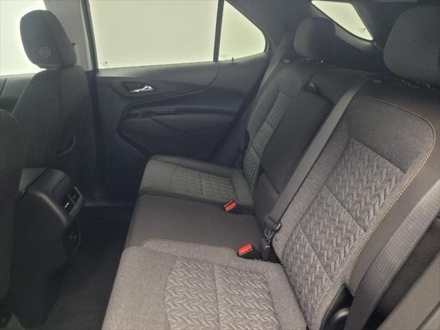 Photo of 2023 Mosaic Black Metallic Chevrolet Equinox