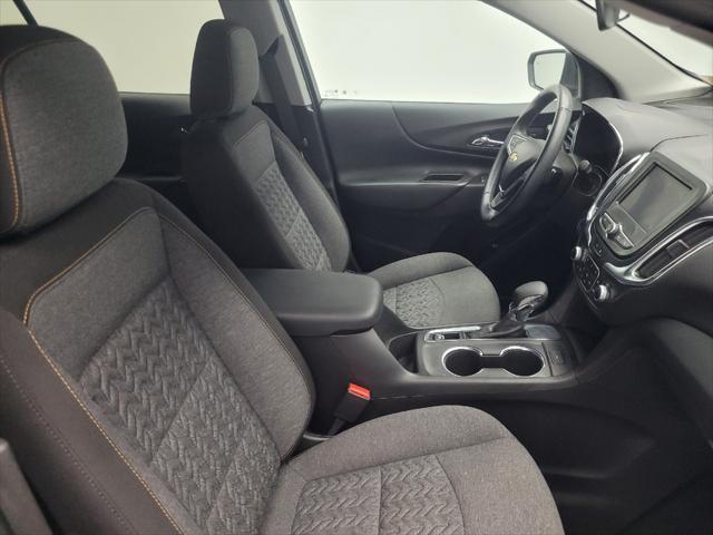 Photo of 2023 Mosaic Black Metallic Chevrolet Equinox