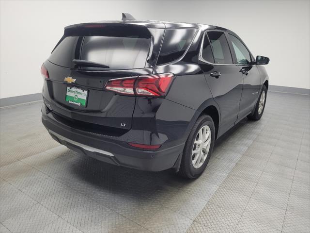 Photo of 2023 Mosaic Black Metallic Chevrolet Equinox