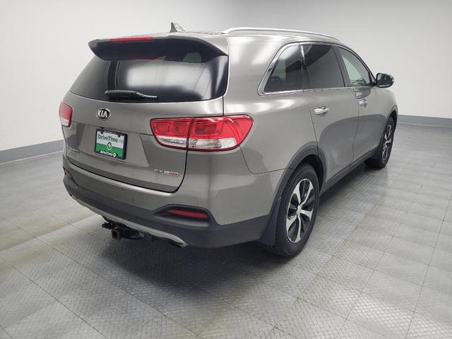 Photo of 2016 Gray Kia Sorento