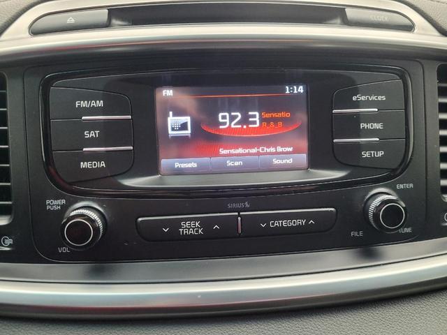 Photo of 2016 Gray Kia Sorento