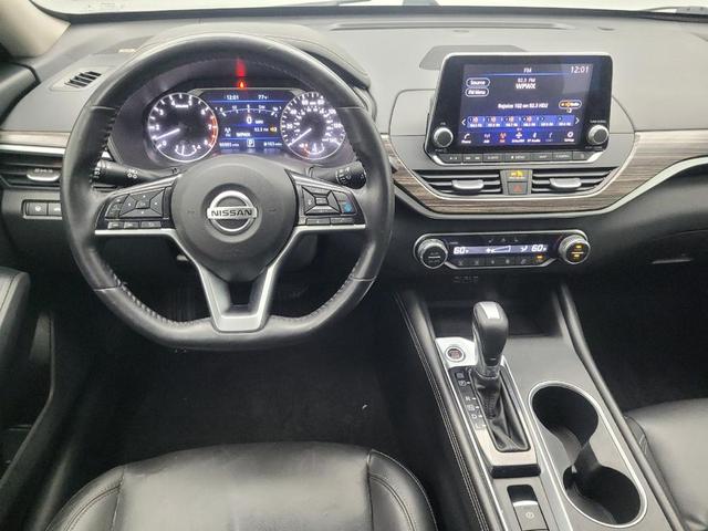 Photo of 2019 Gun Metallic Nissan Altima