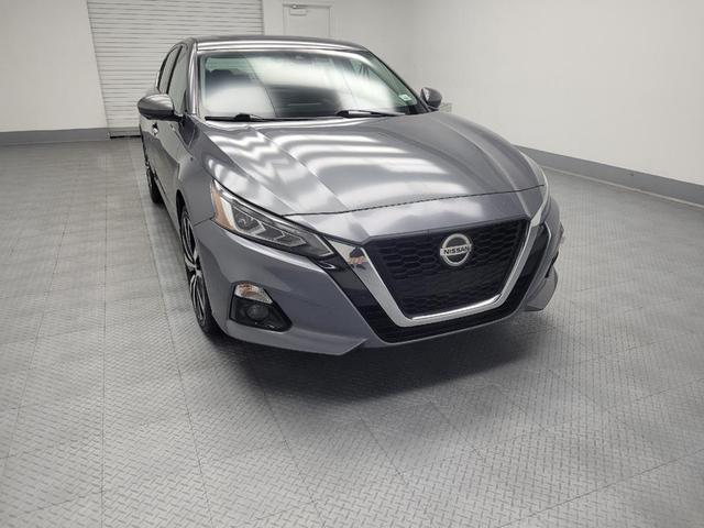 Photo of 2019 Gun Metallic Nissan Altima