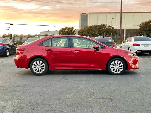 Photo of 2020 Maroon Toyota Corolla