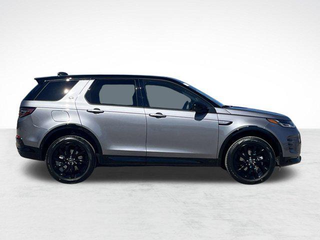 Photo of 2025 Eiger Grey Metallic Land Rover Discovery Sport