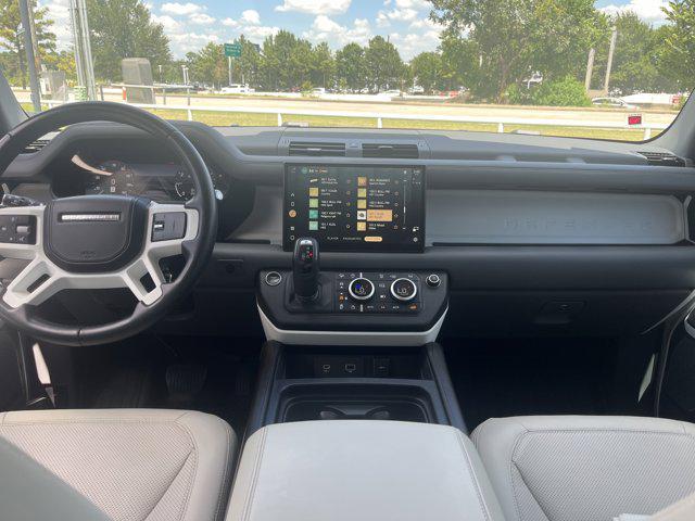 Photo of 2023 Fuji White Land Rover Defender