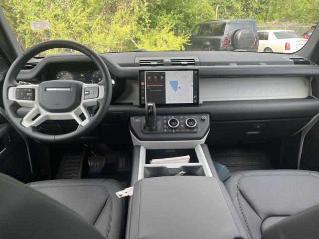 Photo of 2025 Fuji White Land Rover Defender