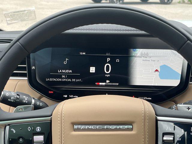Photo of 2025 Fuji White Land Rover Range Rover