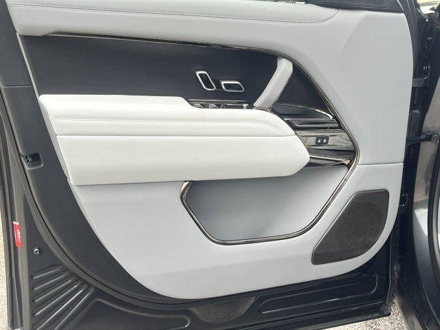 Photo of 2023 Carpathian Grey Premium Metallic Land Rover Range Rover