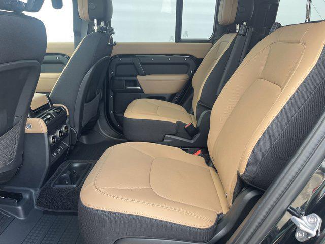 Photo of 2025 Santorini Black Land Rover Defender