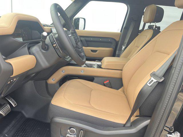 Photo of 2025 Santorini Black Land Rover Defender