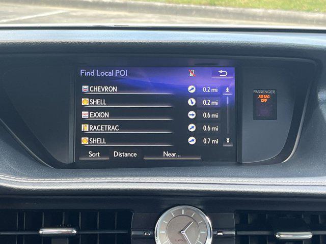 Photo of 2017 Eminent White Pearl Lexus ES 350