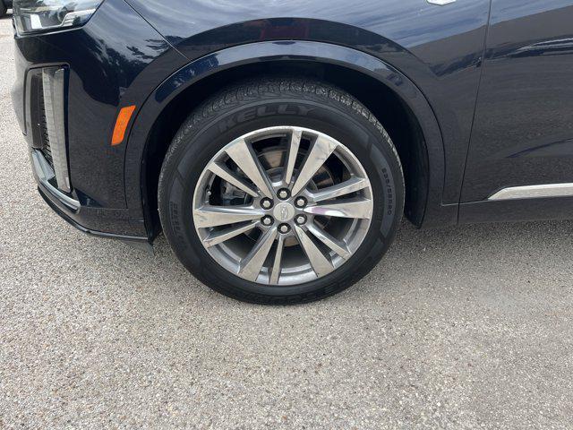 Photo of 2022 Dark Moon Blue Metallic Cadillac XT6