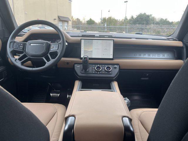 Photo of 2025 Santorini Black Land Rover Defender