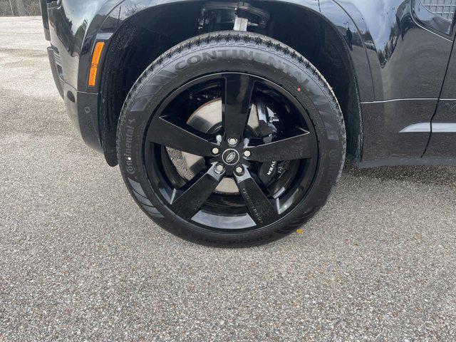 Photo of 2025 Santorini Black Land Rover Defender
