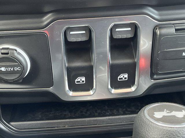 Photo of 2021 Granite Crystal Metallic Clearcoat Jeep Wrangler