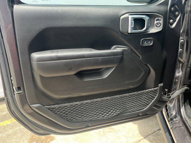 Photo of 2021 Granite Crystal Metallic Clearcoat Jeep Wrangler