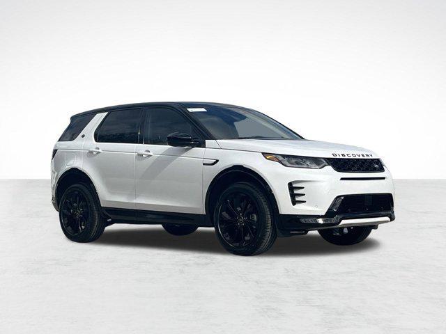 Photo of 2025 Ostuni Pearl White Premium Metallic Land Rover Discovery Sport