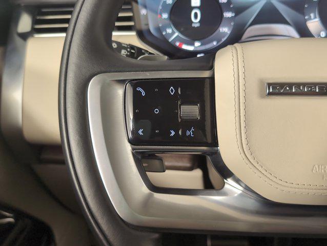 Photo of 2023 White Land Rover Range Rover