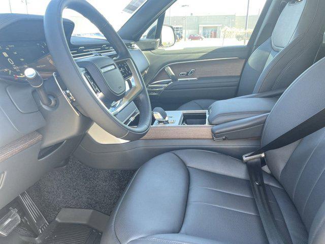 Photo of 2025 Eiger Grey Land Rover Range Rover