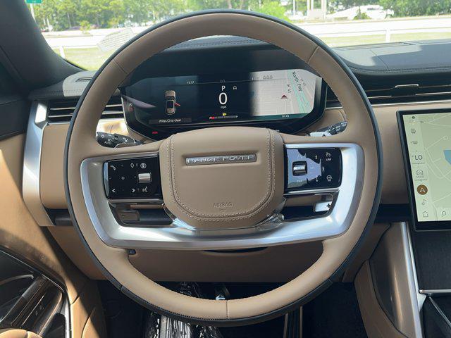 Photo of 2025 Fuji White Land Rover Range Rover