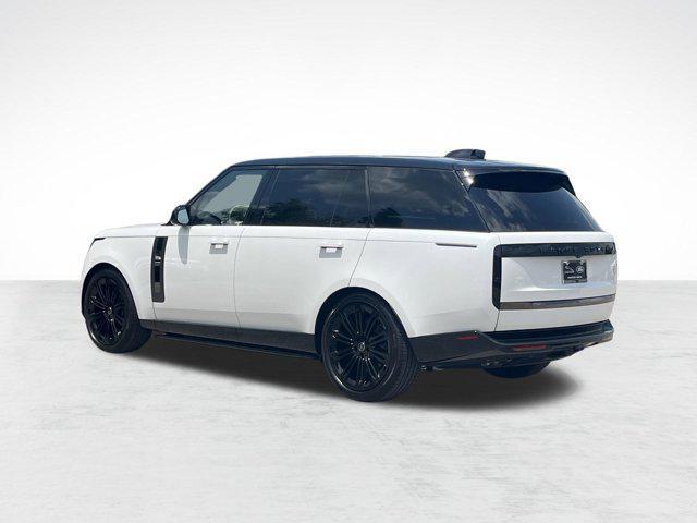 Photo of 2025 Ostuni White Land Rover Range Rover