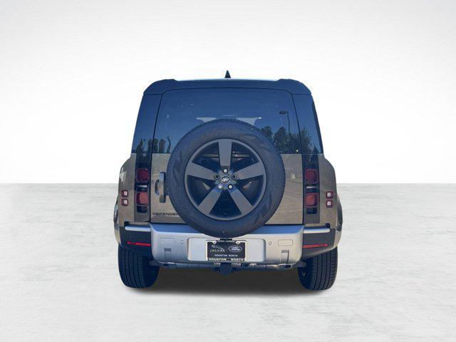 Photo of 2025 Gondwana Stone Metallic Land Rover Defender