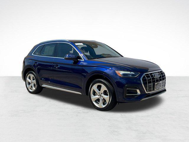 Photo of 2021 Navarra Blue Metallic Audi Q5