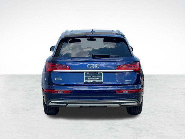 Photo of 2021 Navarra Blue Metallic Audi Q5