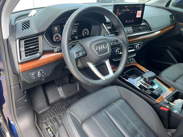 Photo of 2021 Navarra Blue Metallic Audi Q5