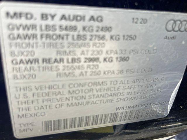 Photo of 2021 Navarra Blue Metallic Audi Q5