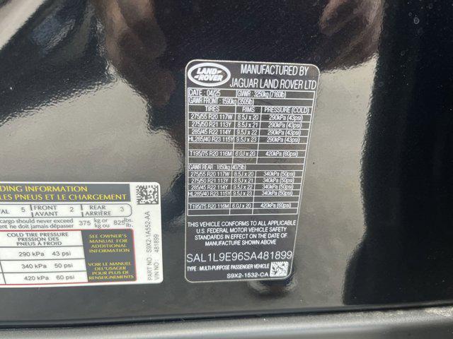 Photo of 2025 Santorini Black Metallic Land Rover Range Rover Sport